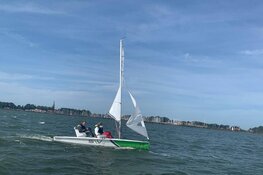 TVM foundation steunt zeilen voor mensen met handicap