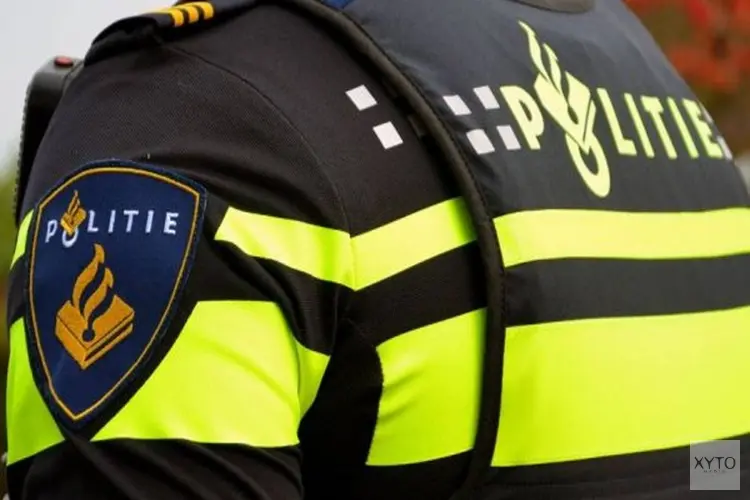 Vrouw (70) in Broeksterwâld in haar woning overvallen