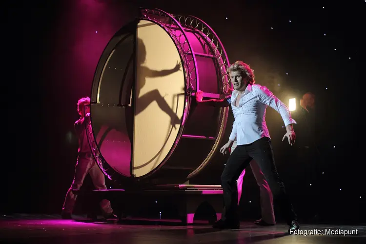 HANS KLOK schittert in Leeuwarden en Groningen