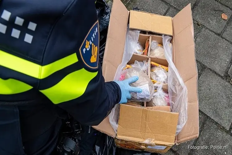 Vier Telegramgroepen offline; politie verstoort handel in vuurwerk