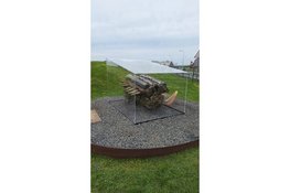 Vleugel en motor Lancaster ED 603 geplaatst in Kazemattenmuseum