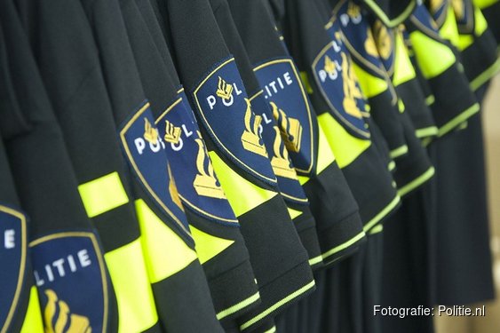 Politie grijpt in na duel tussen SC Cambuur en Vitesse en start onderzoek naar ongeregeldheden
