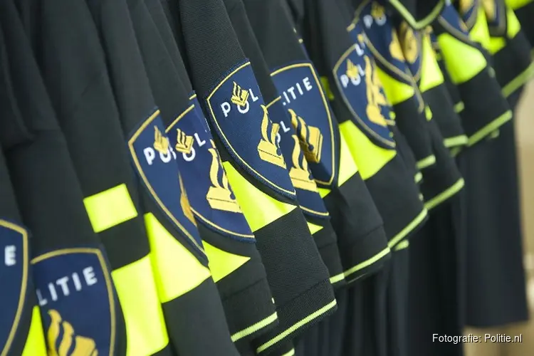Politie grijpt in na duel tussen SC Cambuur en Vitesse en start onderzoek naar ongeregeldheden