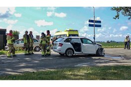 Drie gewonden na ongeval op kruising N393 bij Stiens